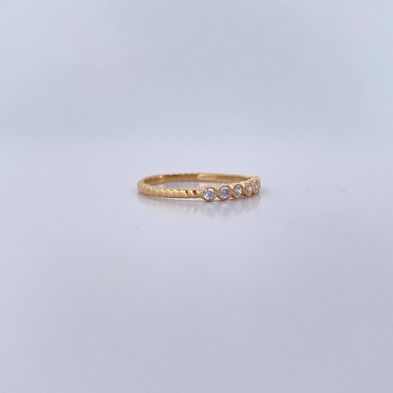 Anillo Circulos 1.5gr / T7 / Circones Blancos Oro Amarillo 18K &