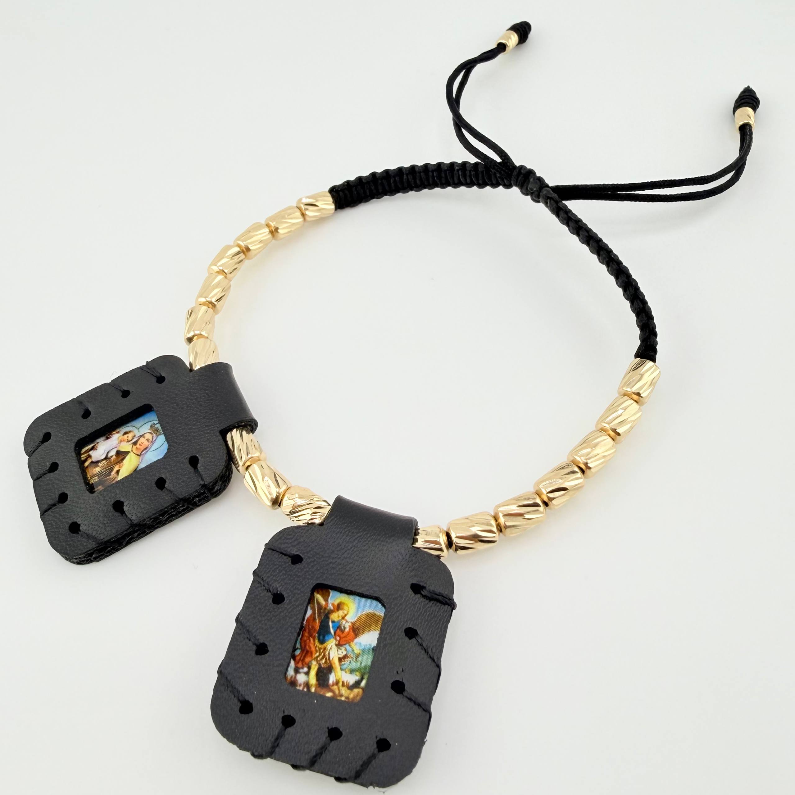 Pulsera Negra Escapulario Cilindros Diamantados 19und 3.6gr / 3mm-4mm Oro Amarillo 18K
