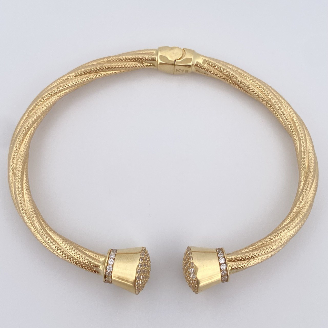 Pulso Aro Entrelazado 13.3gr / 19.6cm / +4 Oro 18K &