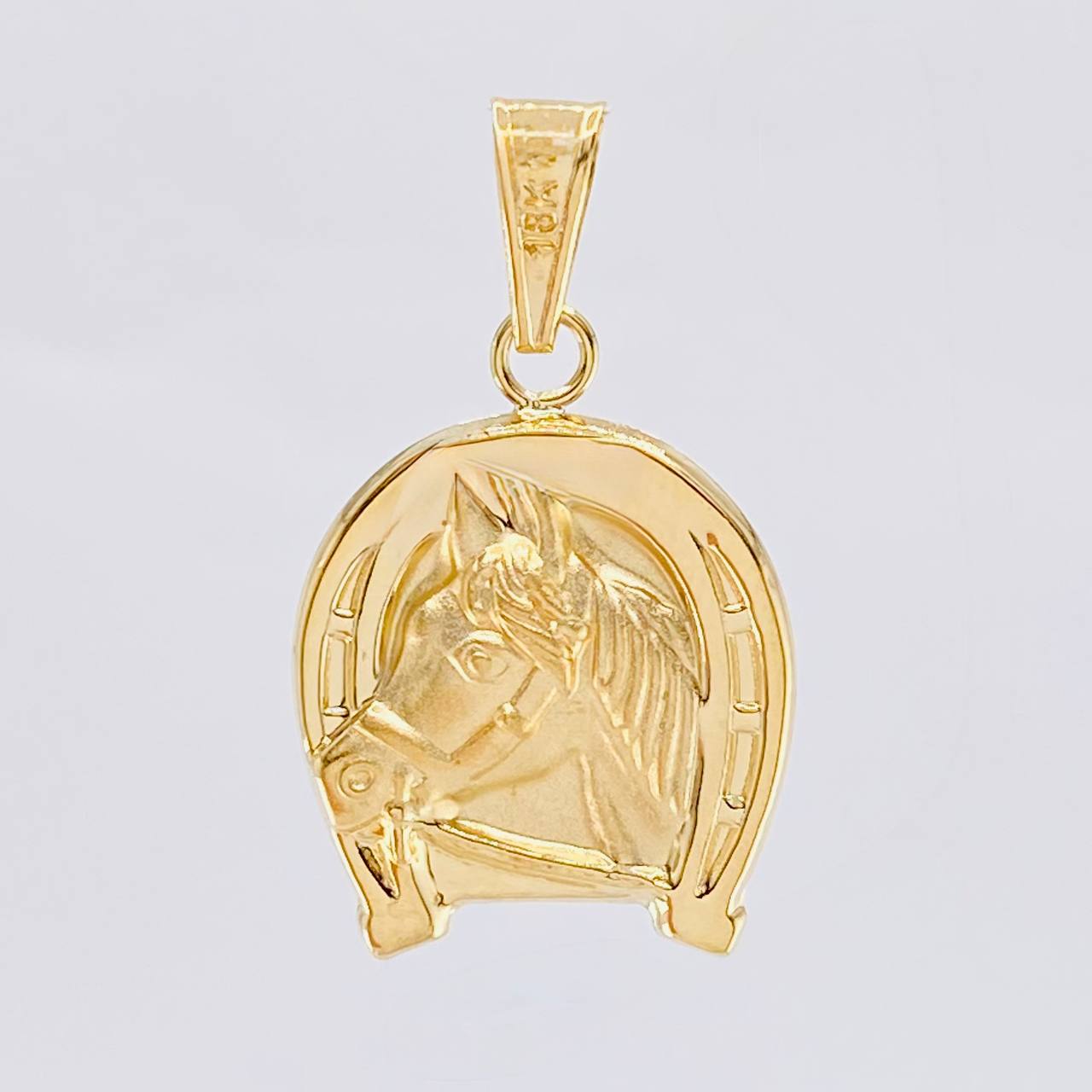 Dije Herradura Caballo 2.2 g / 3 cm Oro Amarillo 18K