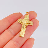 Dije Cruz Cristo San Benito 3 g / 4.3 cm Oro Amarillo 18K