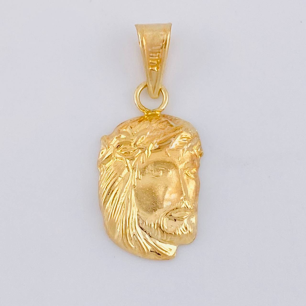 Dije Rostro Cristo 0.75 g / 2.3 cm Oro Amarillo 18K