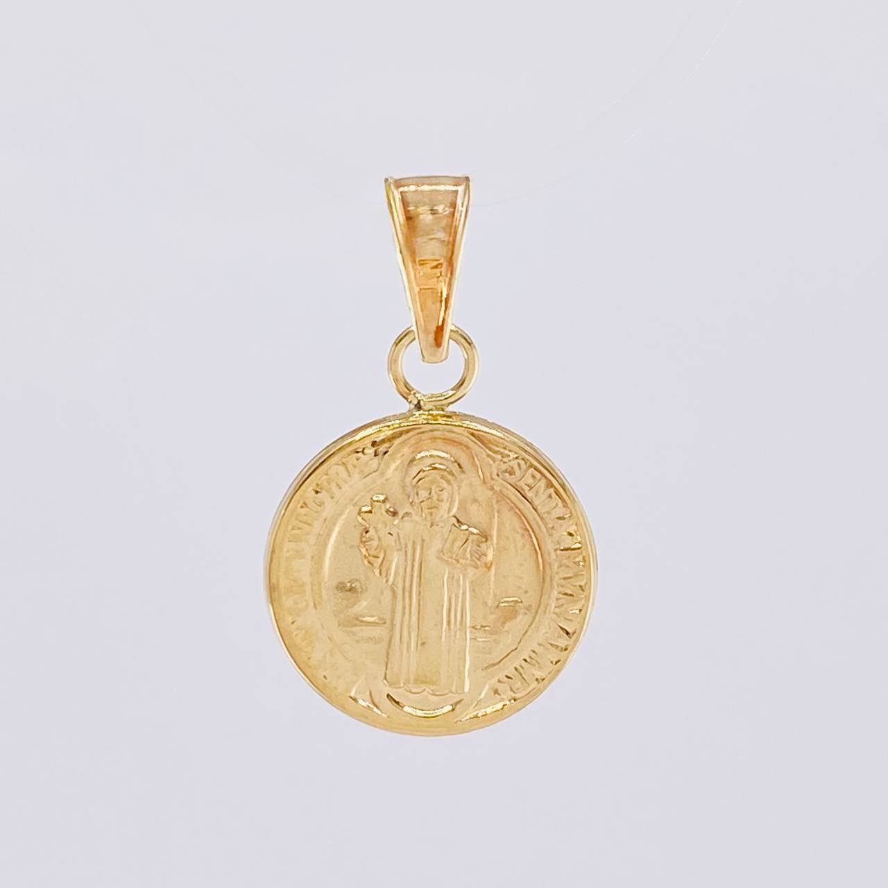Dije San Benito Mate 0.85 g / 2.2 cm Oro Amarillo 18K