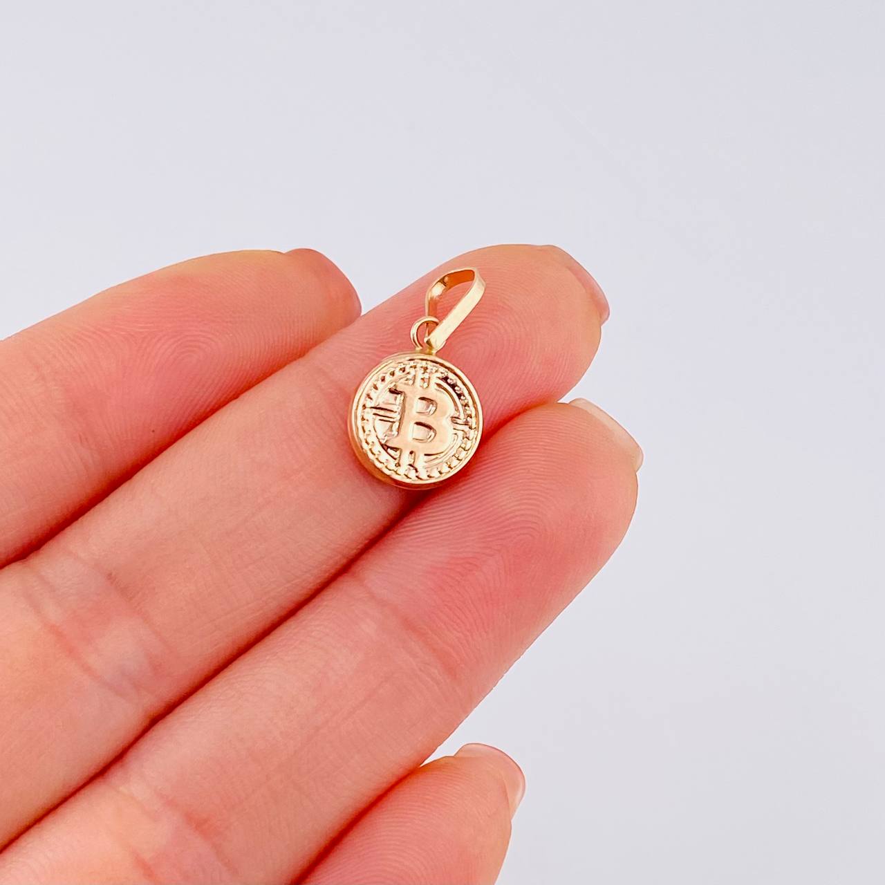Dije Moneda Bit 0.65 g / 1.9 cm Oro Rosa 18K