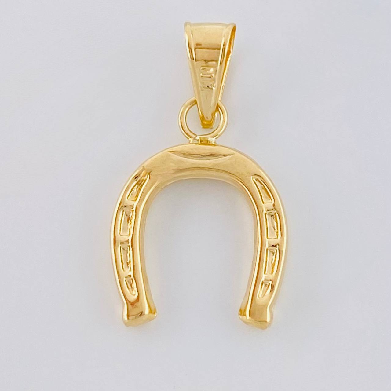 Dije Herradura 0.7 g / 2.1 cm Oro Amarillo 18K