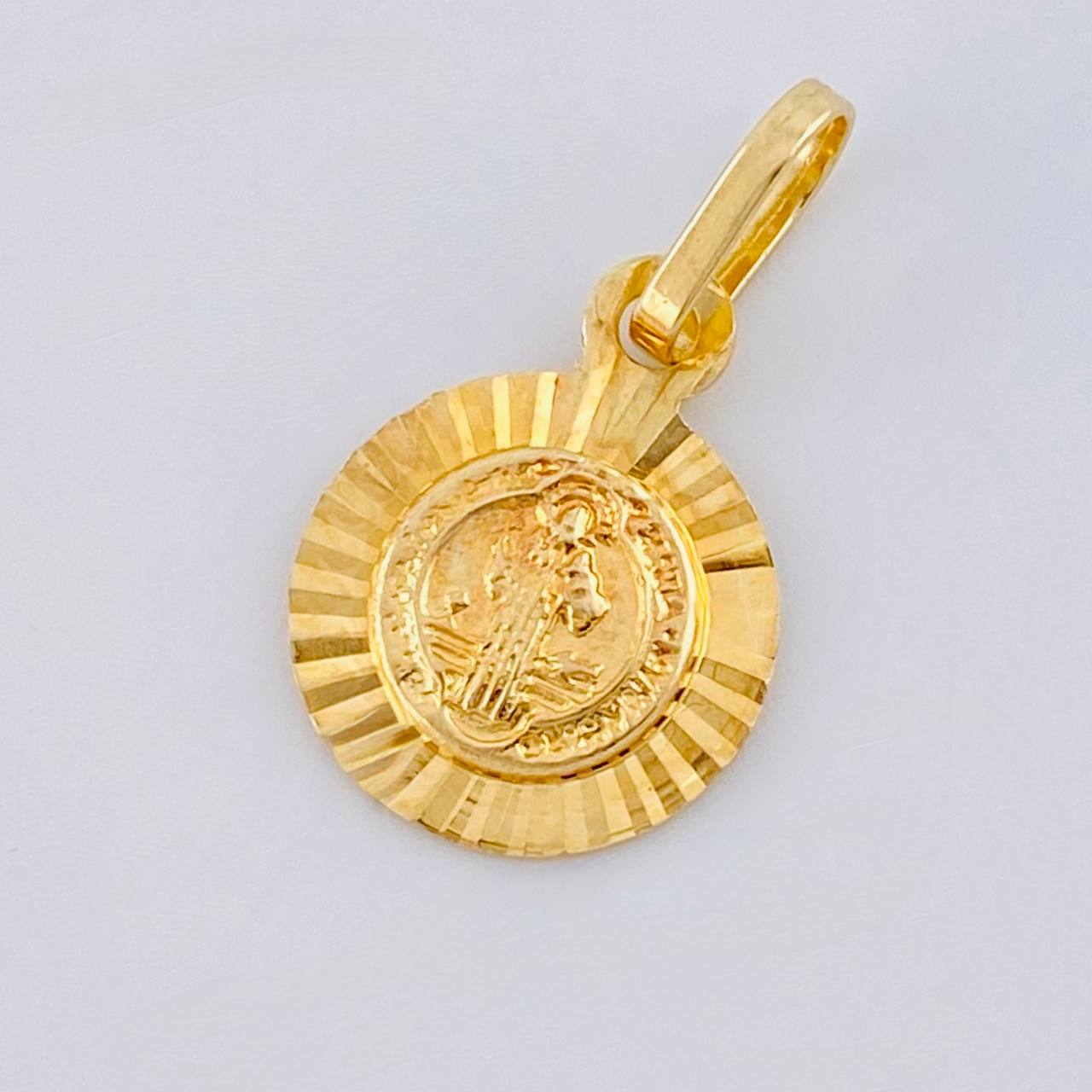 Dije San Benito 1.25 g / 2 cm Oro Amarillo 18K