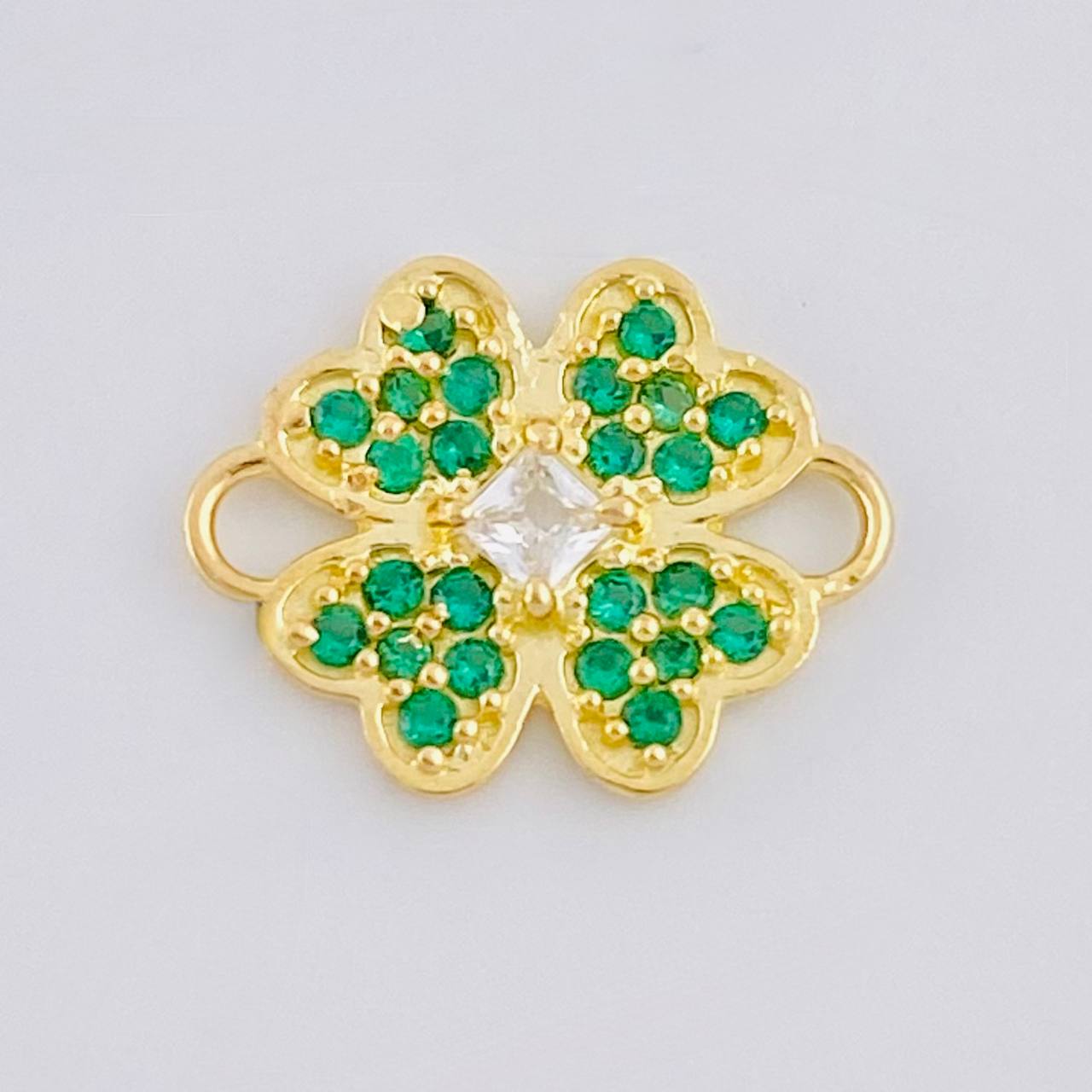 Herraje Trebol Corazon 0.75 g / 1.2 cm Oro Amarillo 18K