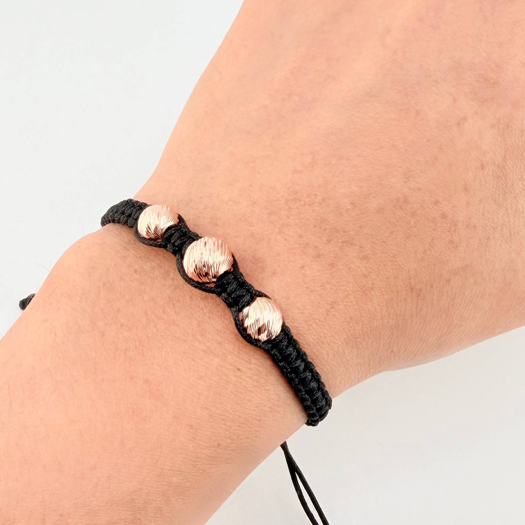 Pulsera Tejida Negra Bolas Diamantadas 3 Und / 7Mm-8Mm Oro Rosa 18K