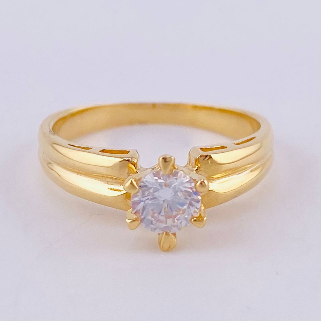 Anillo Solitario Doble Linea 3.3 g / T6 Oro Amarillo 18K