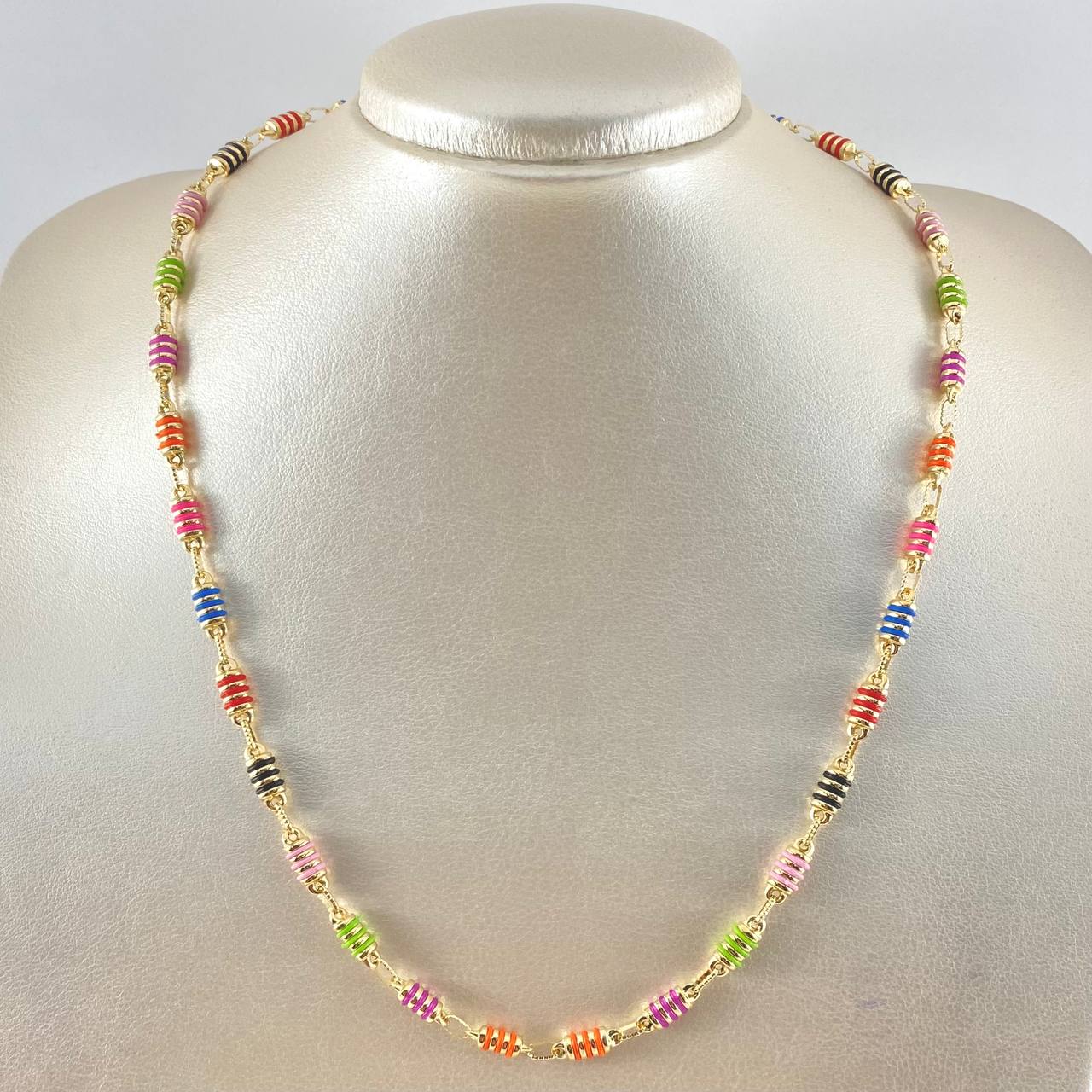 Cadena Rustico Cilindro 13.3gr / 53cm / Oro Amarillo 18K