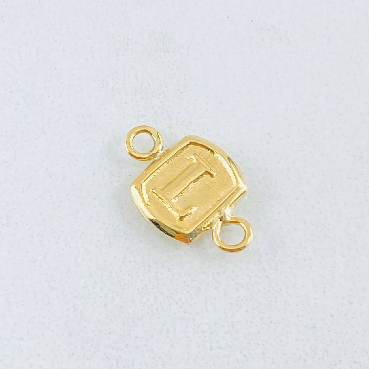 Herraje Letra L 0.3gr / 1.2cm / Oro Amarillo 18K