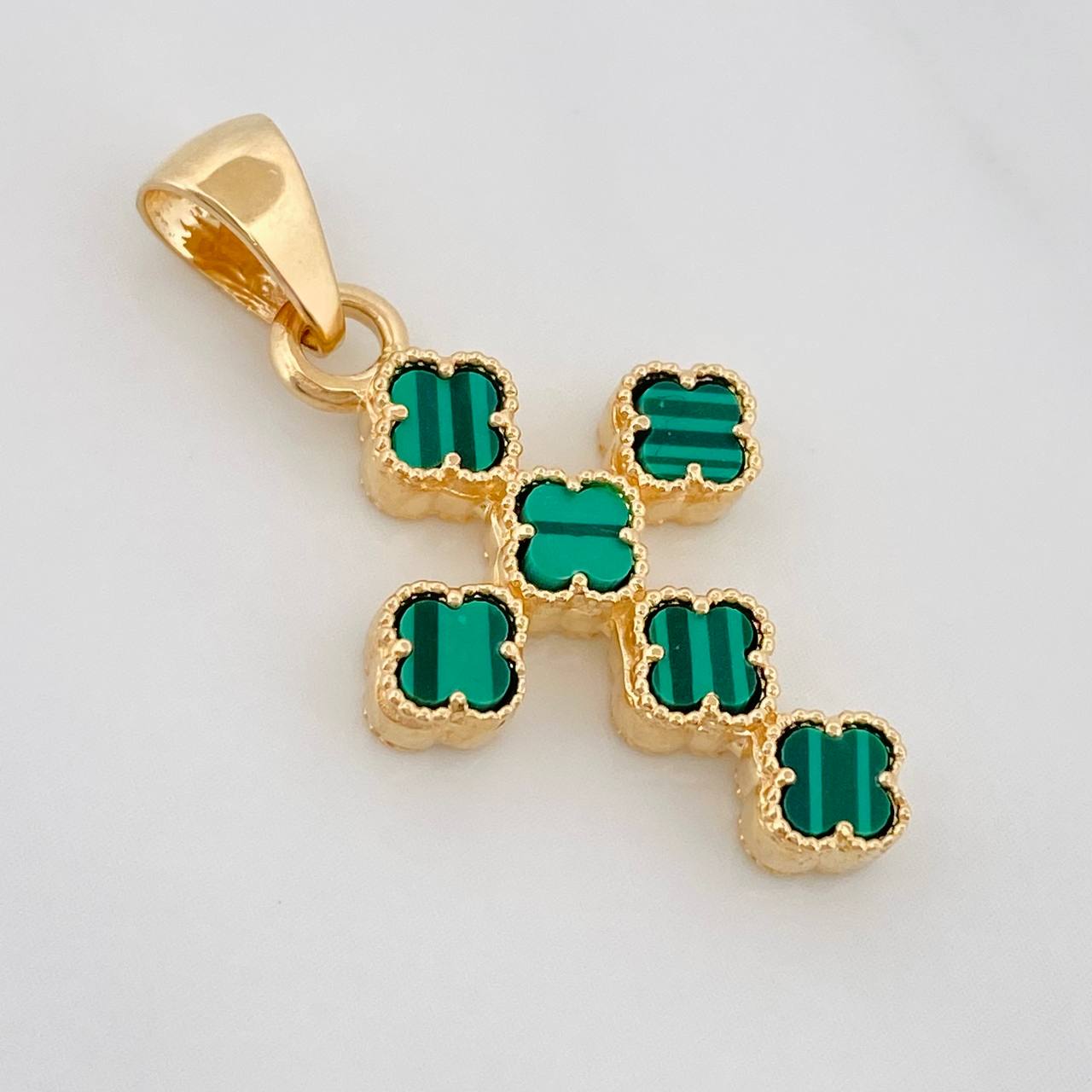 Dije Cruz Trebol 3.25g / 3.2cm Oro Amarillo 18K