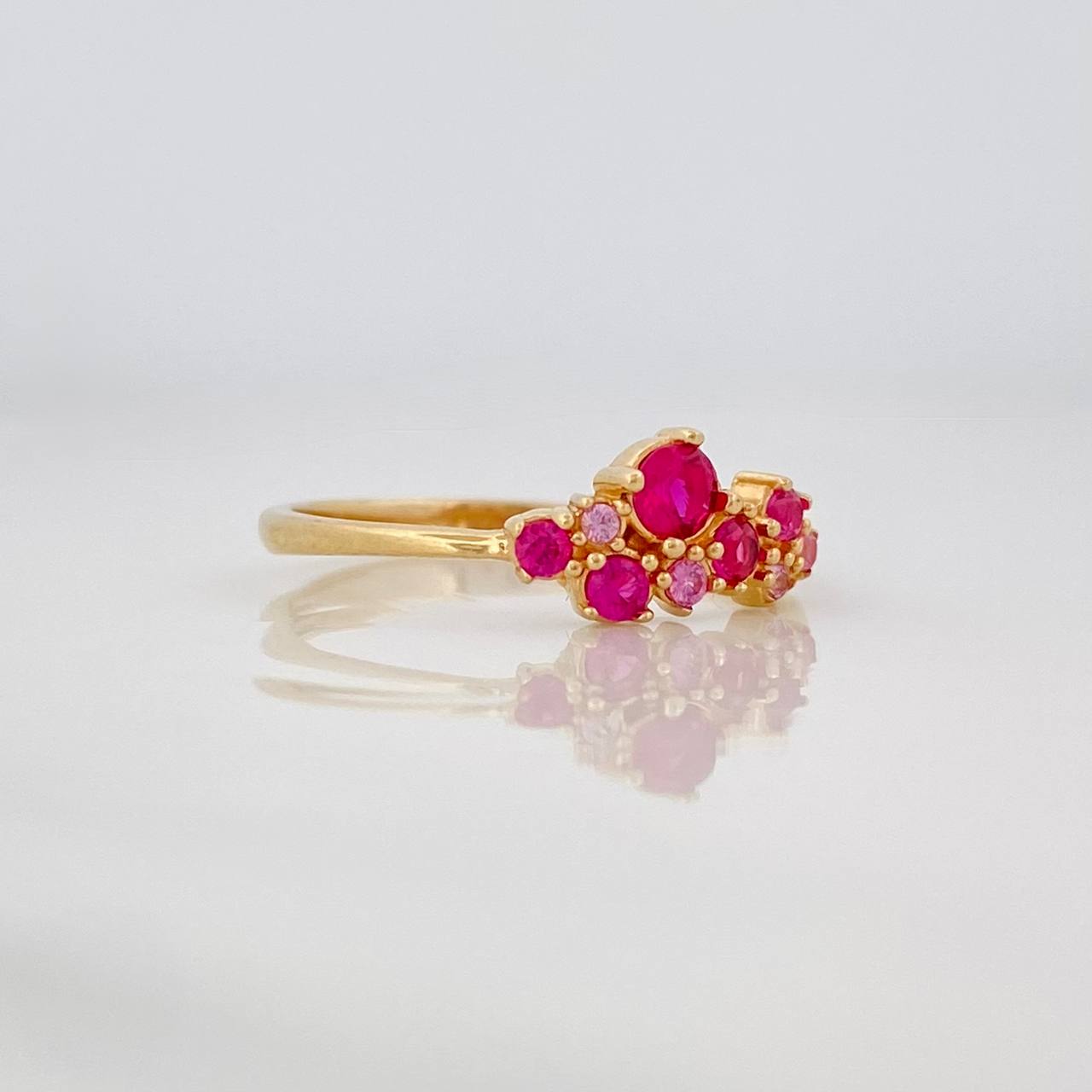 Anillo Circulos 1.65g / T6 Oro Amarillo 18K