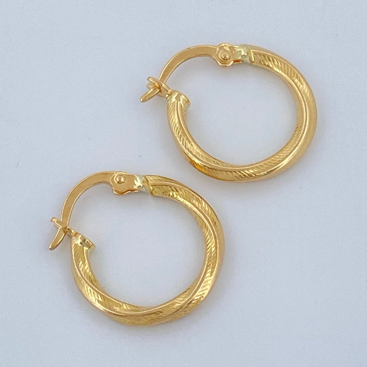 Candongas Deis 1.1gr / 1.8cm / Oro Amarillo 18K &