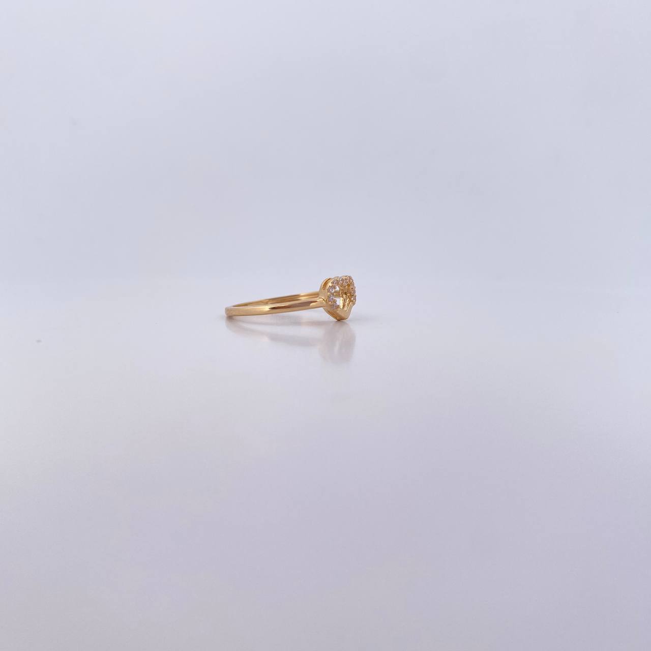 Anillo Silueta Corazon 1.6gr / T5 1/4 / Circones Blancos Oro Amarillo 18K &