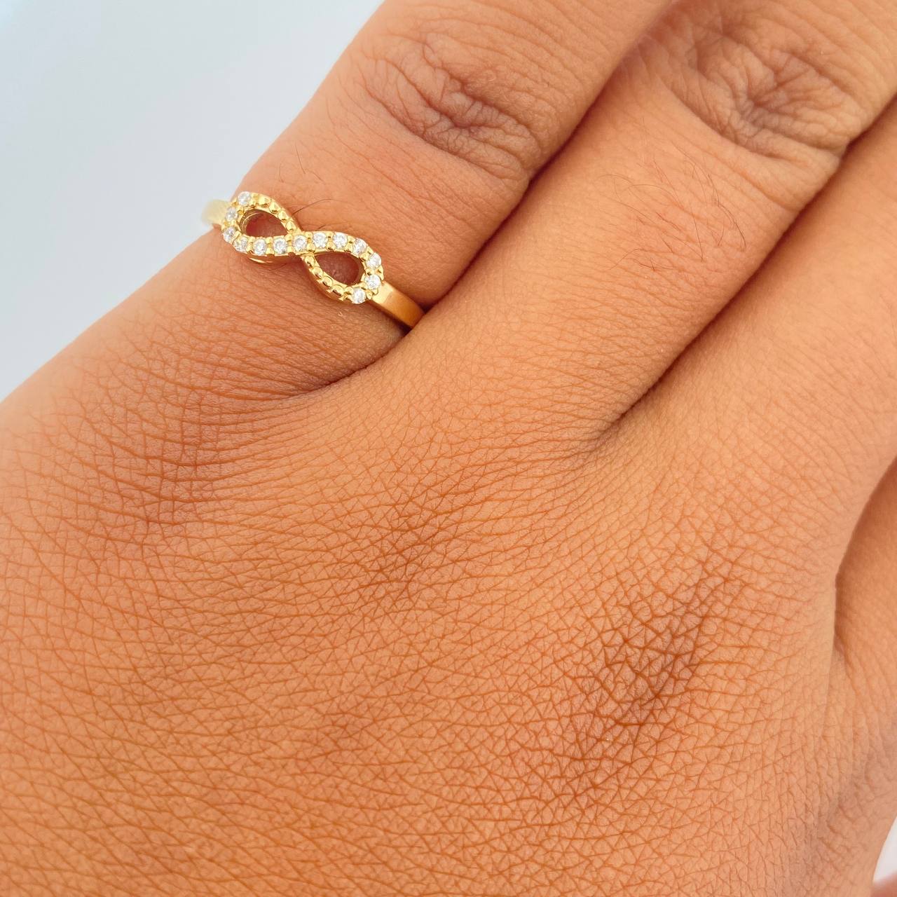 Anillo Infinito 2.1gr / T5 / Circones Blancos Oro Amarillo 18K &