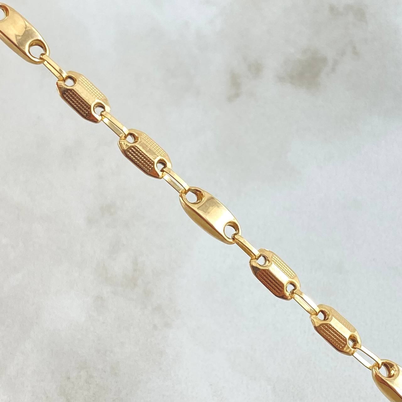 Cadena Rustica Intercalada 11.9gr / 65cm / Oro 18K