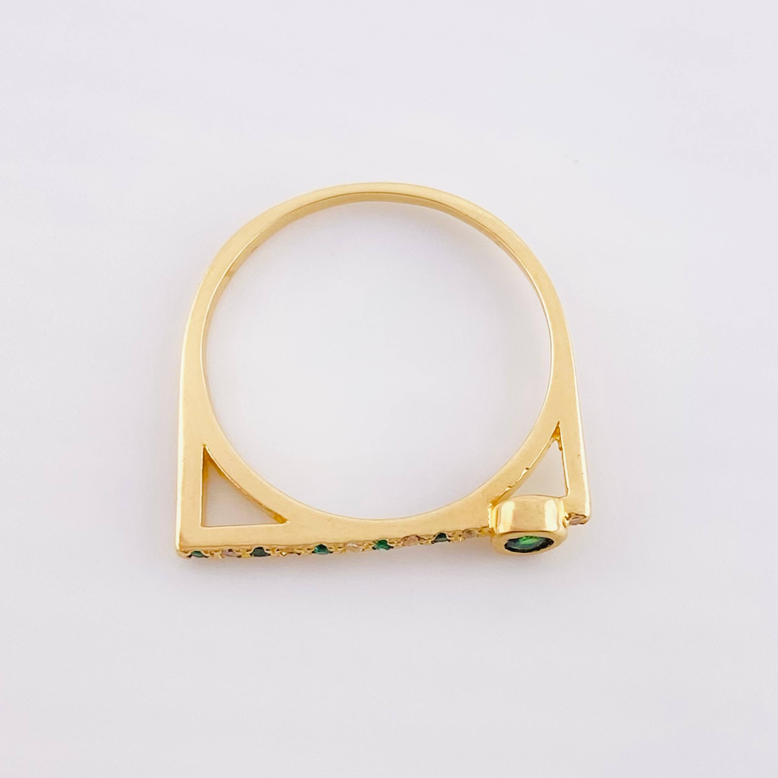 Anillo Cetro Meseta 1.55gr / T6 1/4 / Oro Amarillo 18K