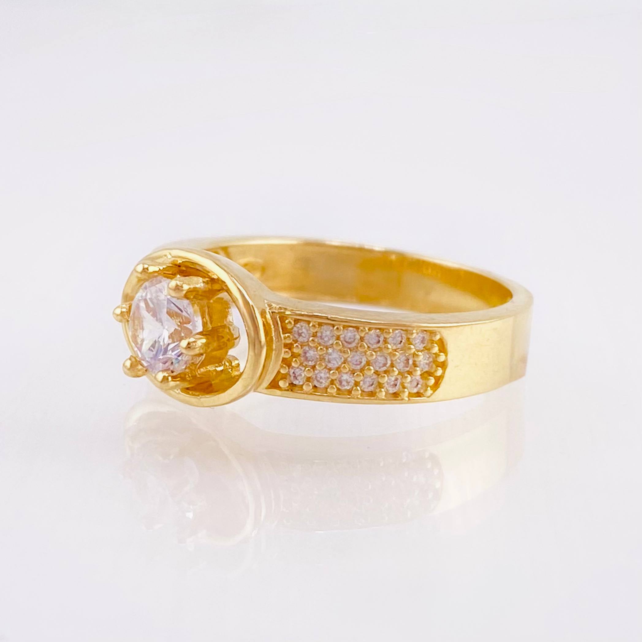 Anillo Ojo De Raj 5.45gr / T7 / Oro Amarillo 18K