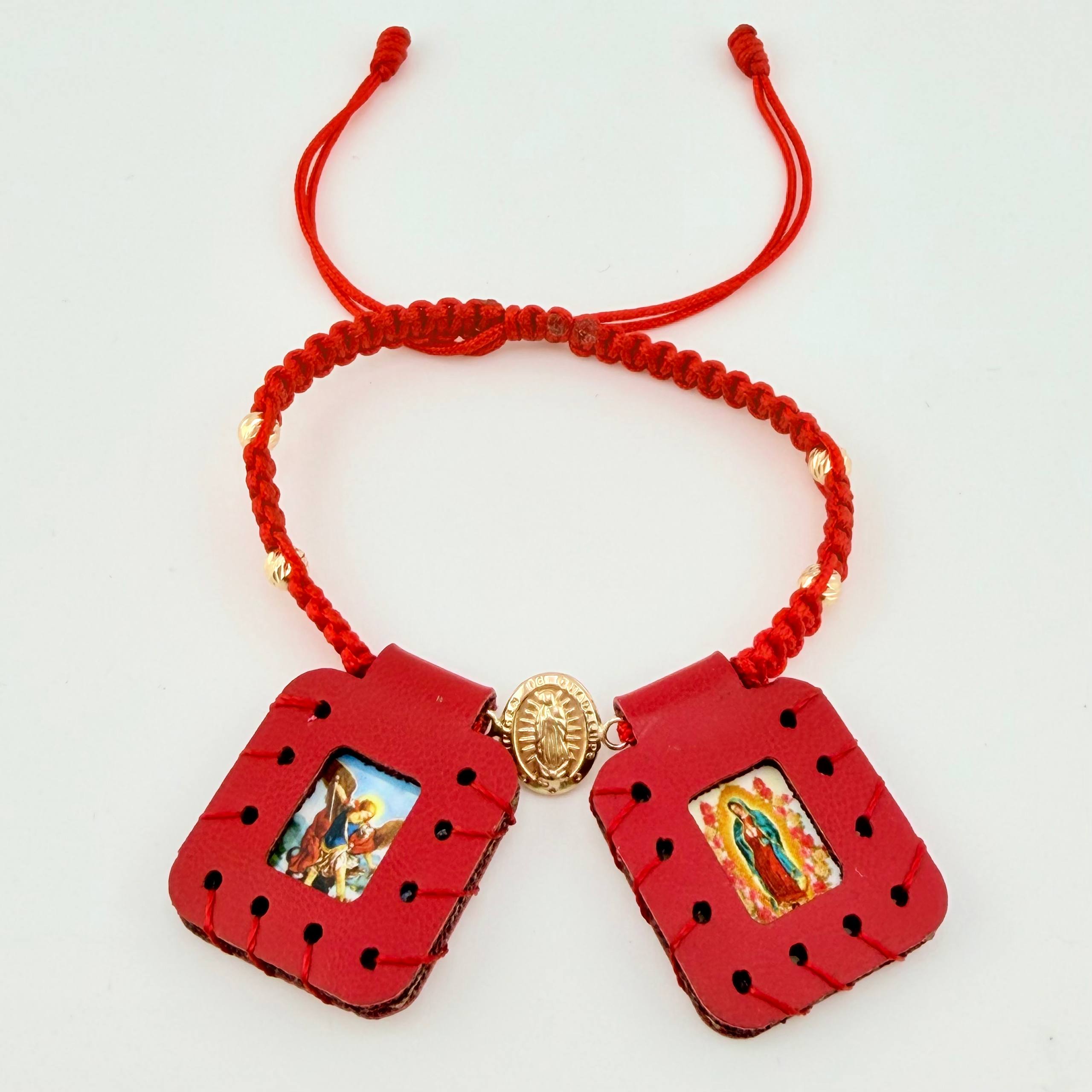 Pulsera Roja Escapulario Virgen Bolas Diamantadas 4und 0.9gr / 4mm Oro Amarillo 18K *