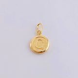 Dije Letra C 0.4 g / 1.6 cm 18K