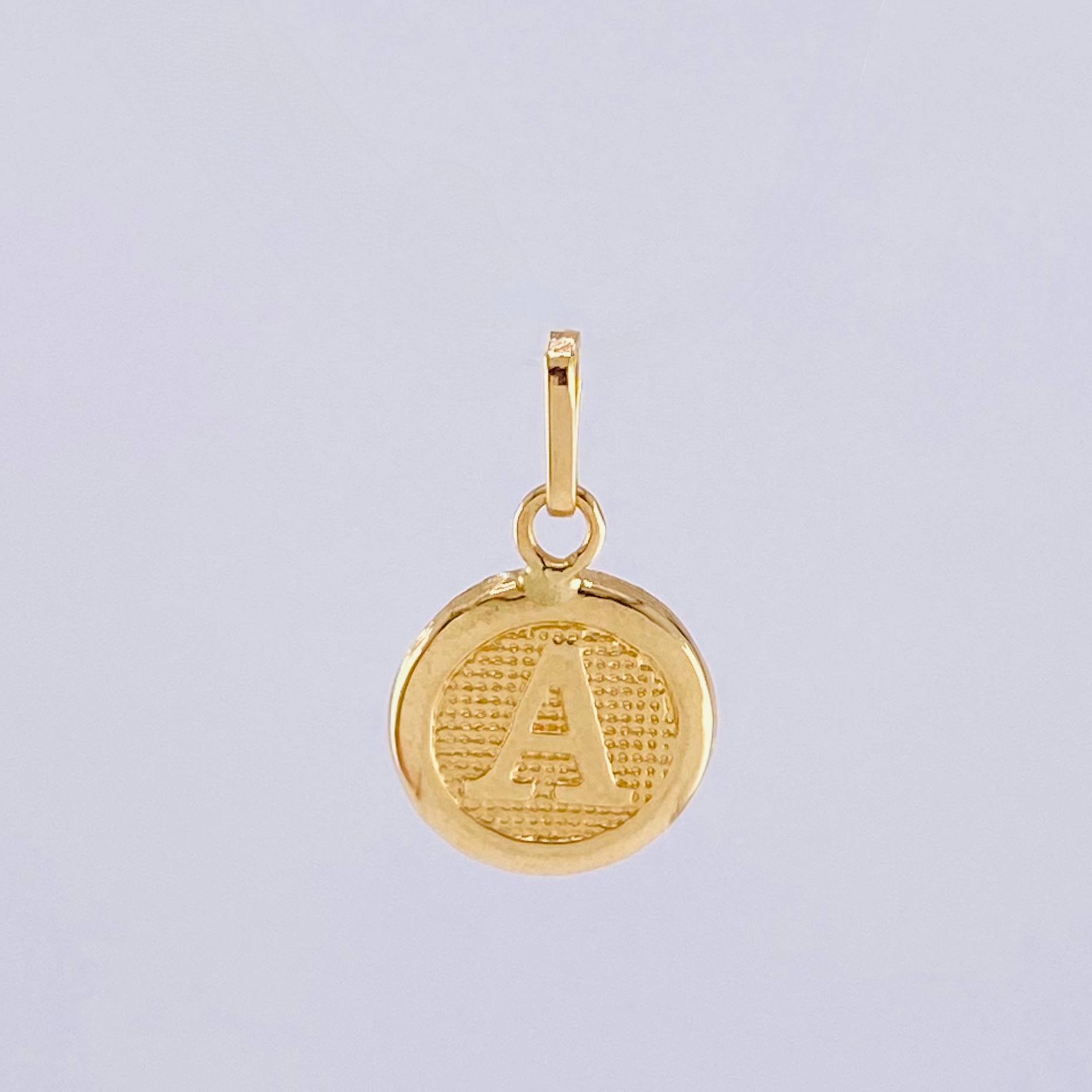 Dije Letra A 0.4 g / 1.6 cm Oro Amarillo 18K