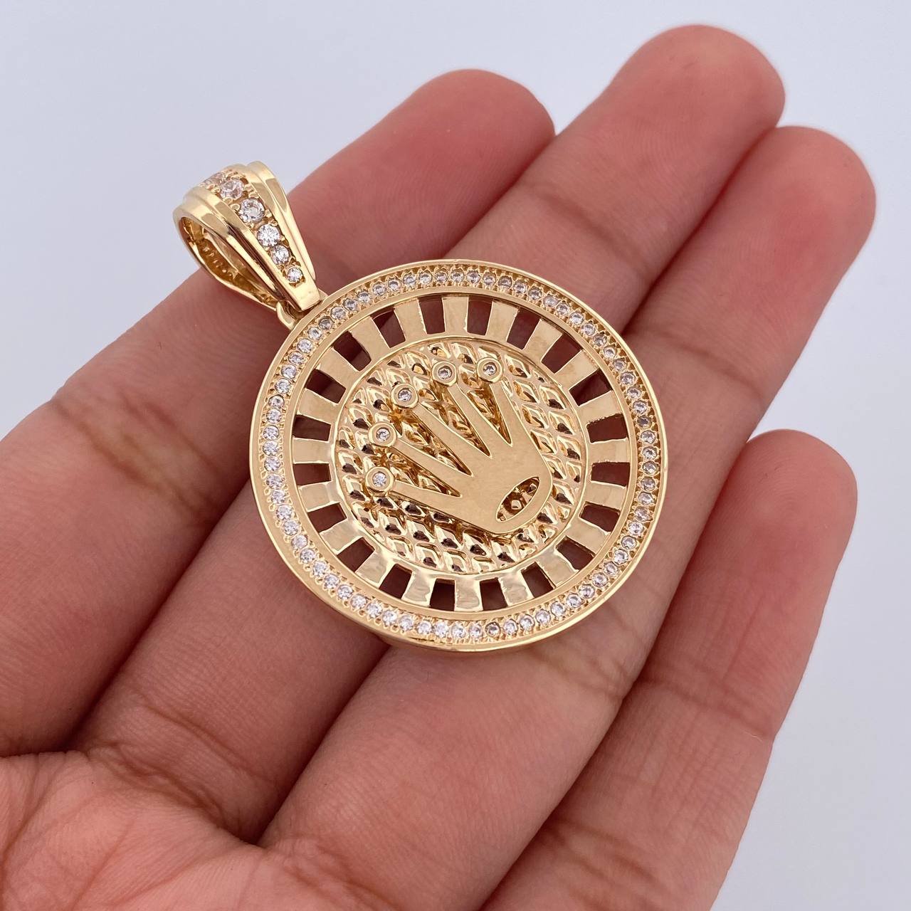 Dije Medalla Corona RX 10gr / 4.1cm / Oro 18K $