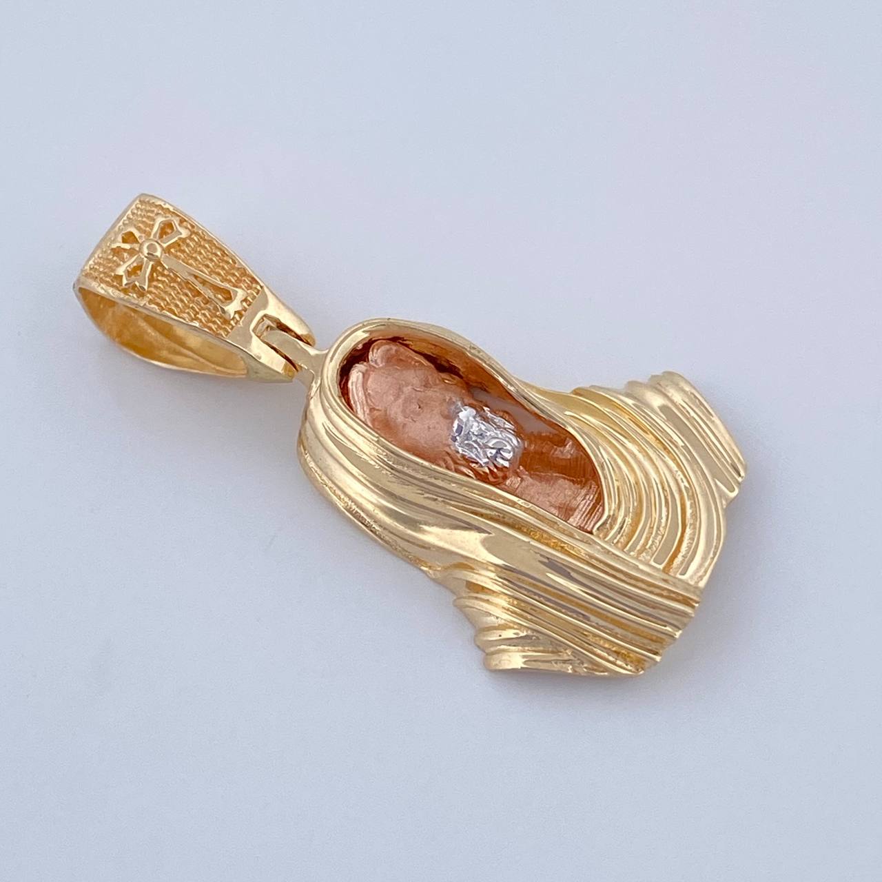 Dije Rostro de Cristo 3.2gr / 2.7cm / Oro 18K $