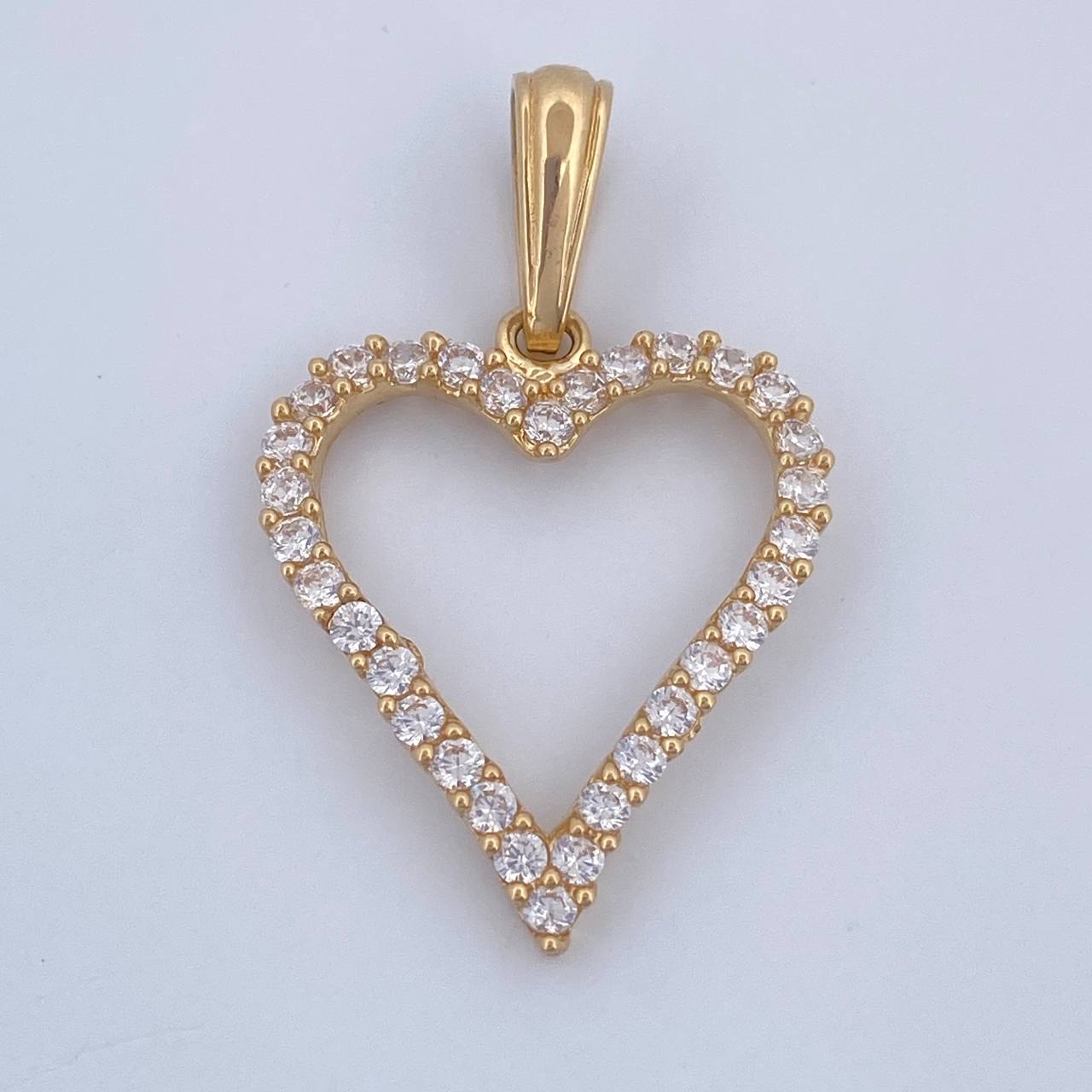 Dije Silueta Corazon 2.2gr / 3.1cm / Oro 18K $