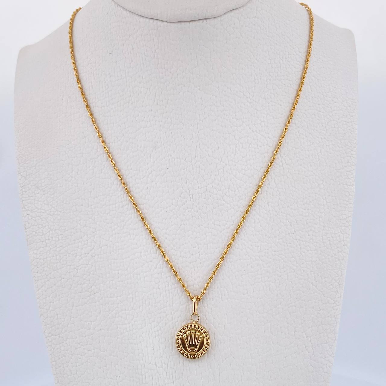 Set Cadena Lazo 1.15gr / 60cm / 1.2mm + Dije Corona RX 0.6gr / 1.8mc Troquelado  Oro Amarillo 18K (Oferta) &