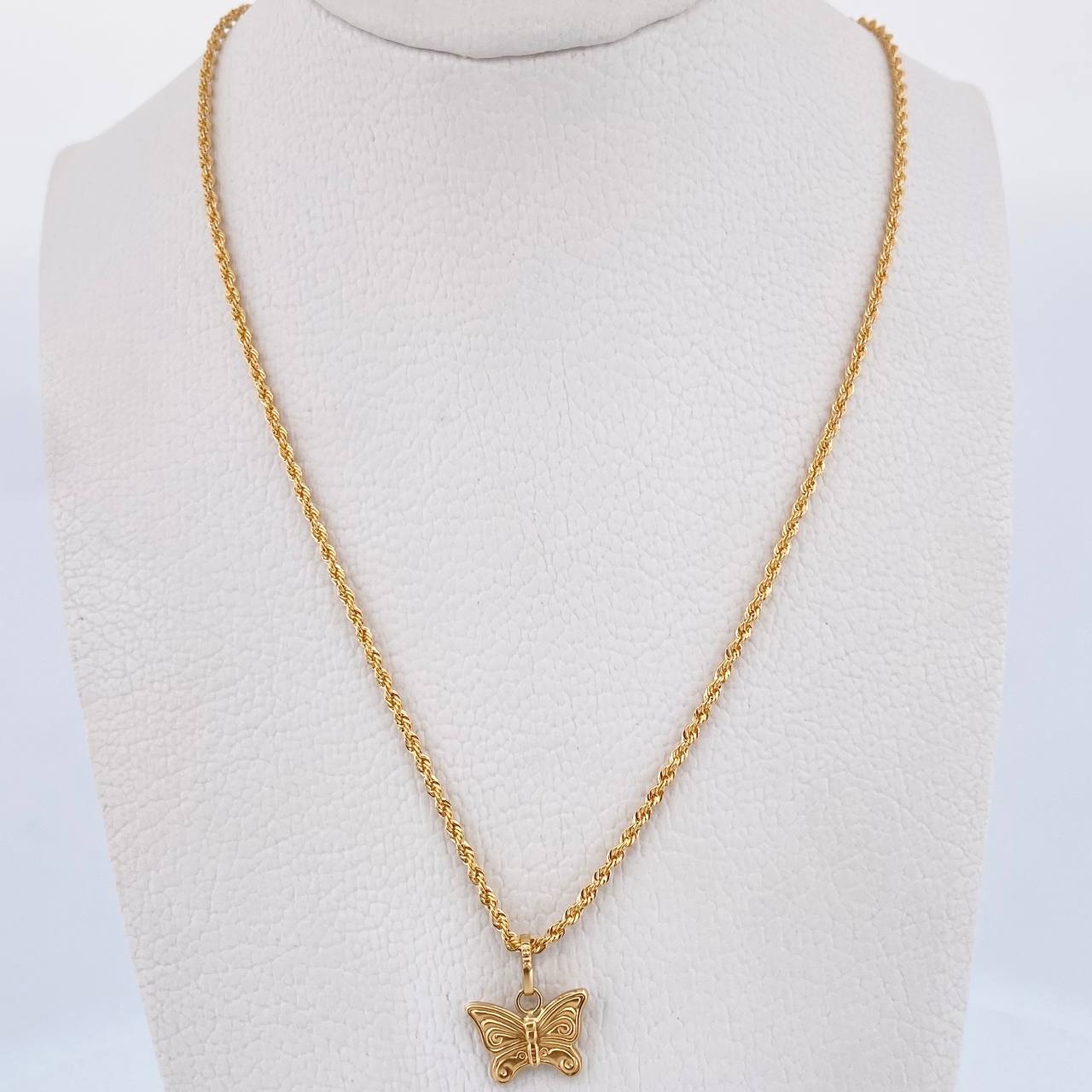 Set Cadena Lazo 1.85gr /50cm / 1.6mm + Dije Mariposa 0.6gr / 1.4cm Troquelado Oro Amarillo 18K (Oferta) &