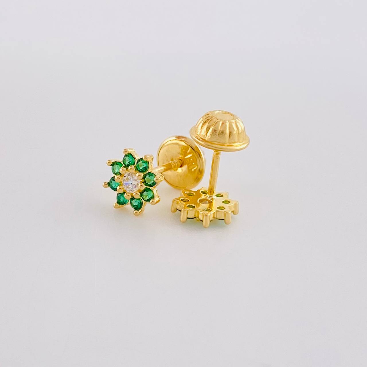 Topos Flor Ocho Petalos 0.85g / 6.3mm Oro Amarillo 18K