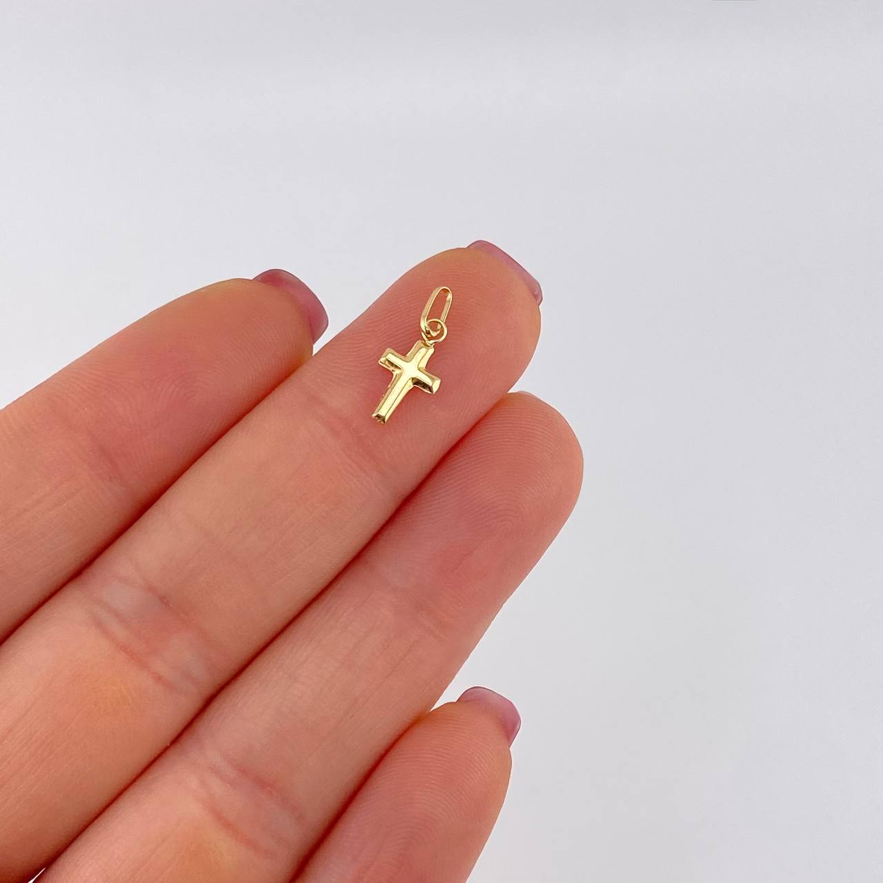 Dije Cruz Lisa 0.15g / 1.4cm Oro Amarillo 18K