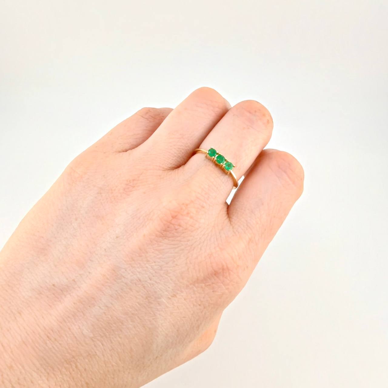 Anillo Trinity 1.95gr T7 Esmeraldas 36pts Oro Amarillo (Joya)