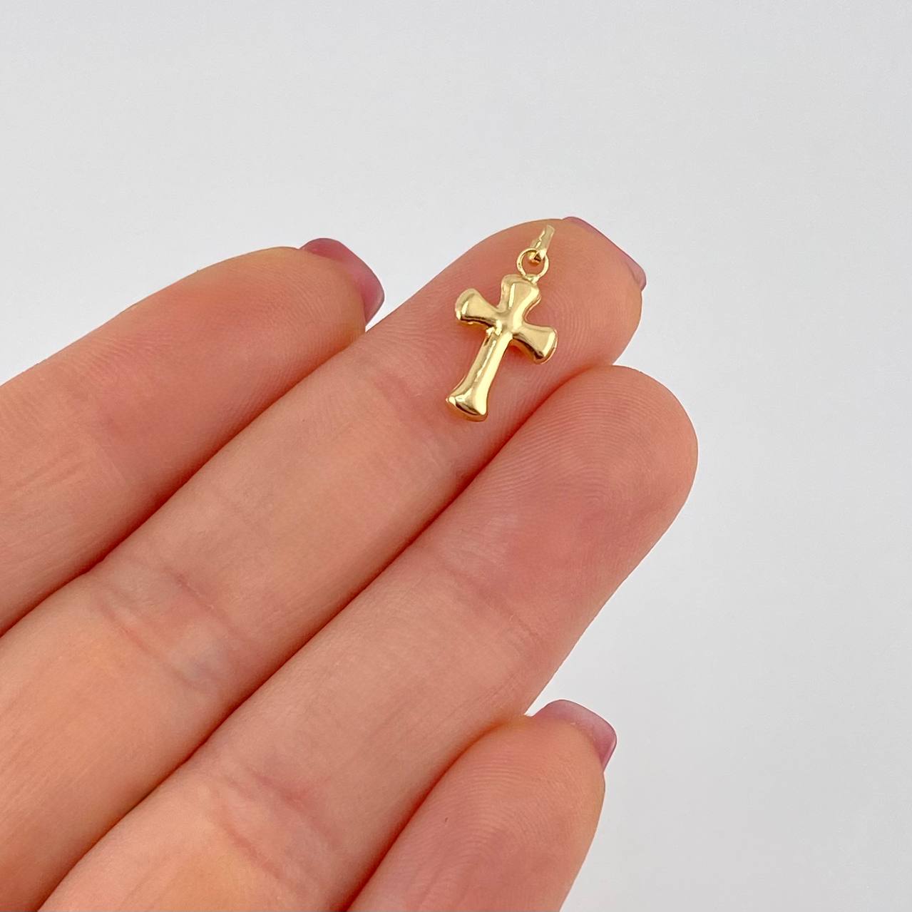 Dije Cruz Puntas Curvas 0.35g / 1.9cm Oro Amarillo 18K