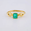 Anillo Solitario Rectangular Triple Infinito 2.35gr / T7 1/4 / Esmeralda 15pts Oro Amarillo 18K (Joya)
