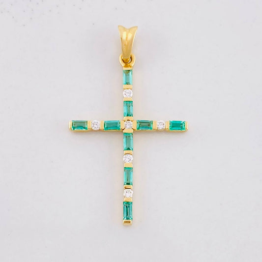 Dije Cruz Cuadros Rectangulares Esmeraldas 28pts Diamantes 8pts 1.05g / 2.9cm Oro Amarillo 18K