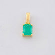 Dije Cuadrado Esmeralda 90pts 1.15g / 1.4cm Oro Amarillo 18K