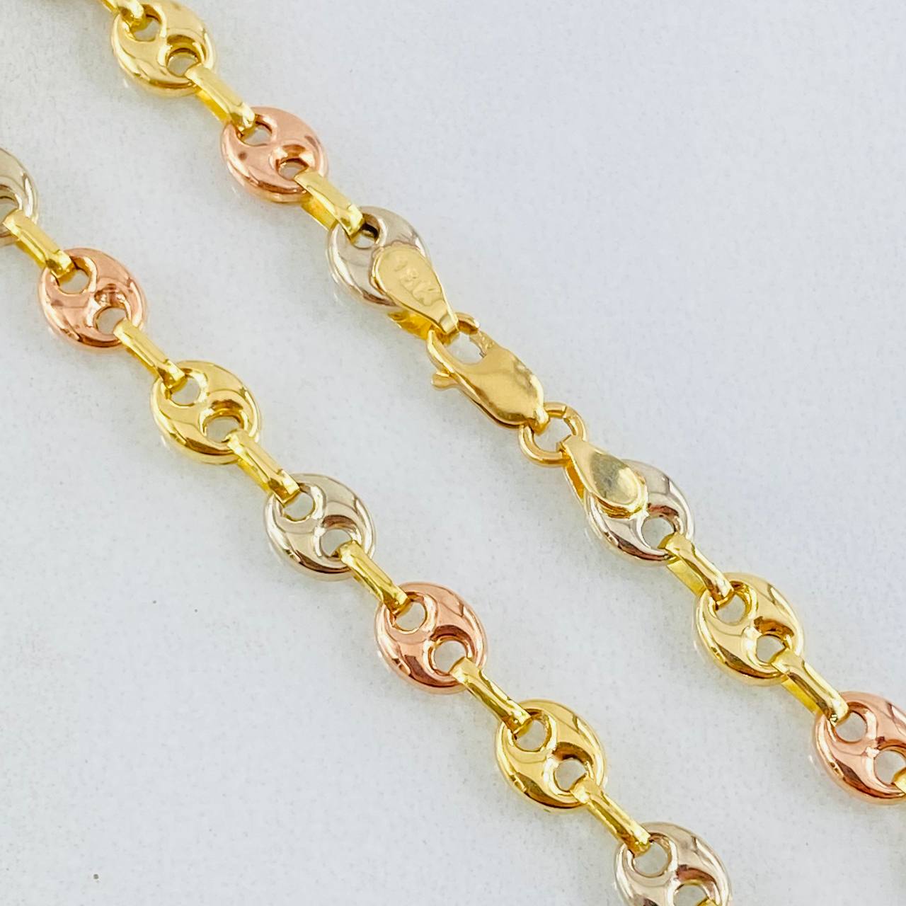 Cadena GC 5.05gr / 45cm / 3.7mm Tres Oros 18K