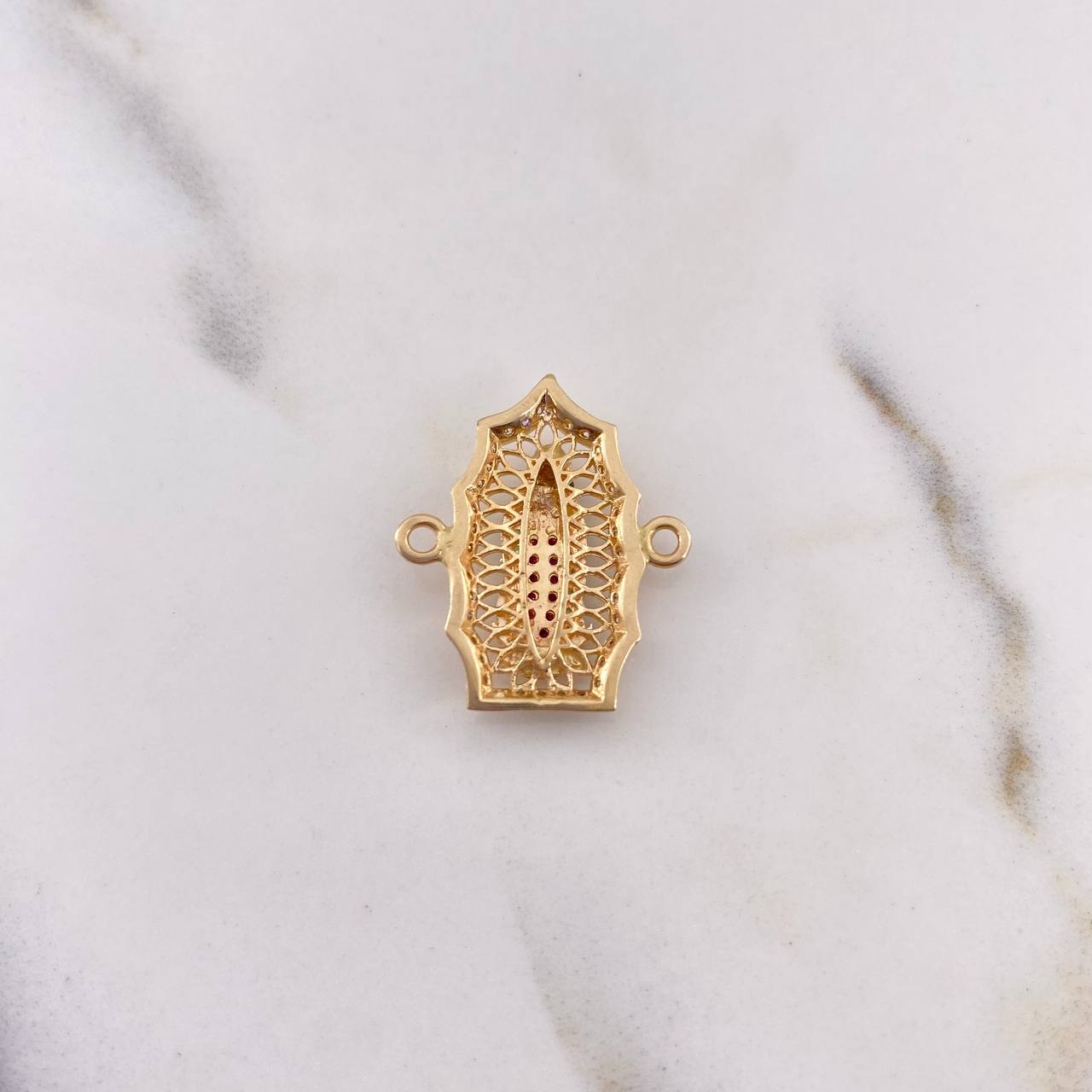 Herraje Virgen Guadalupe 4.2gr / 2.8cm / Circones Blancos Verdes Fucsias Oro Amarillo 18K $