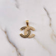 Dije Ola Cruzada 3.3gr / 2.5cm / Circones Blancos Negros Oro Amarillo 18K $