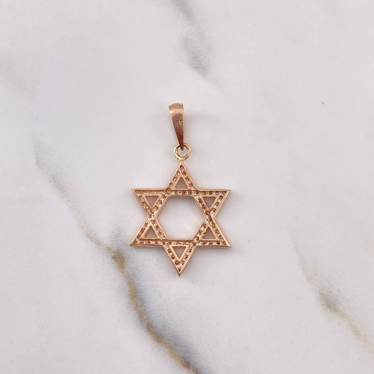 Dije Estrella De David 2.9gr / 3.4cm / Circones Blancos Oro Rosa 18K $
