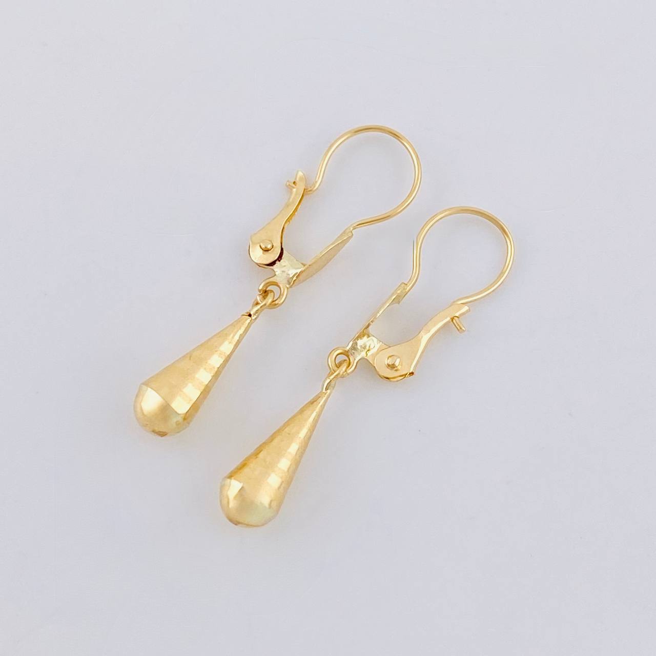 Candongas Lagrima 0.75 g / 2.8 cm Oro Amarillo 18K