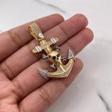 Dije Ancla Calavera 9.3gr / 4.2cm / Circones Negros Blancos Tres Oros 18K $