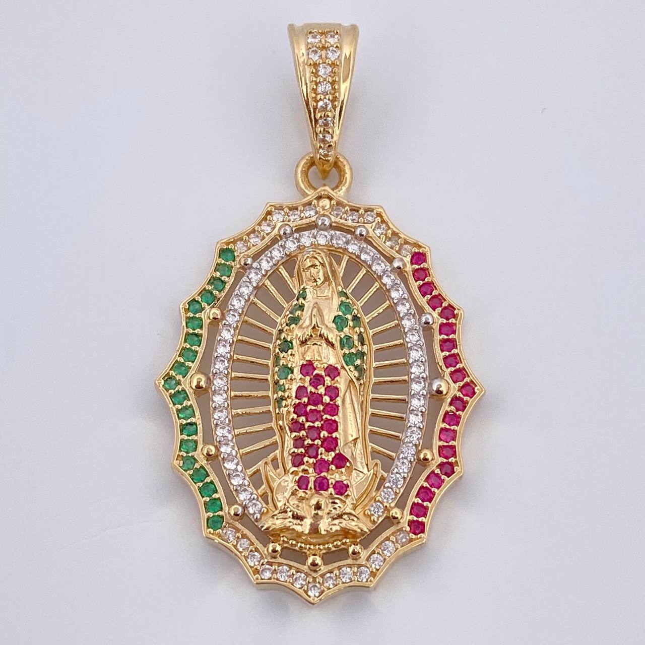 Dije Virgen de Guadalupe 6.8gr / 4.2cm / Oro 18K $