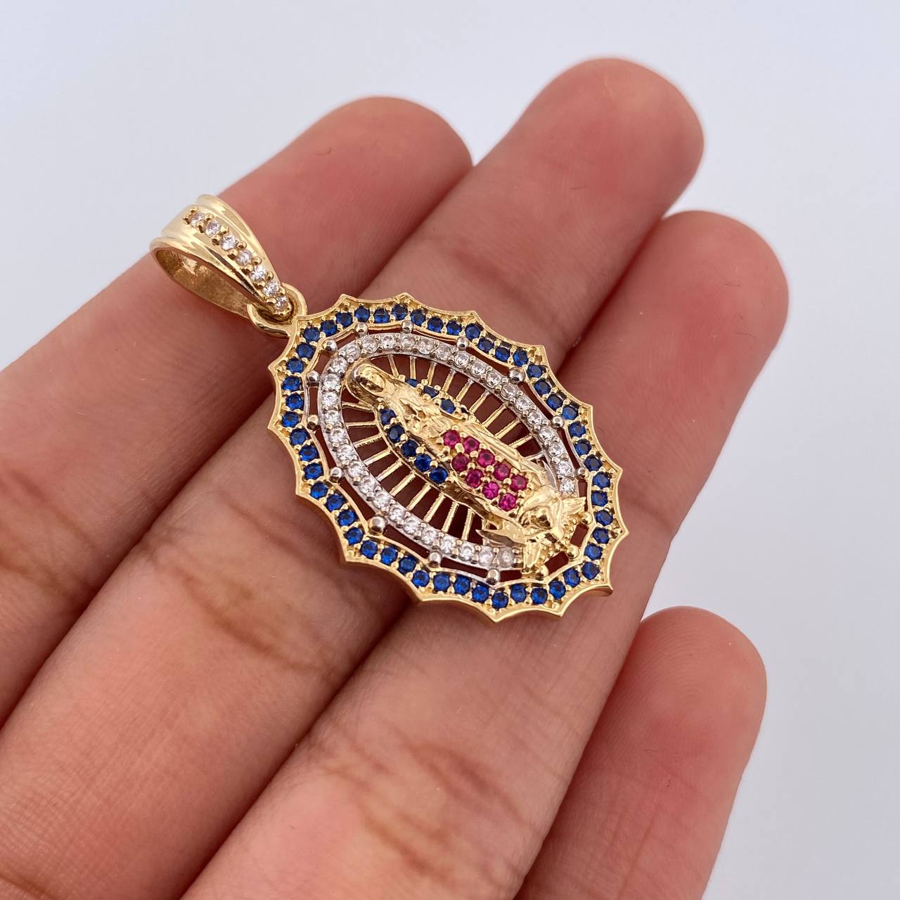 Dije Virgen Guadalupe 4.35gr / 3.6cm / Oro 18K $