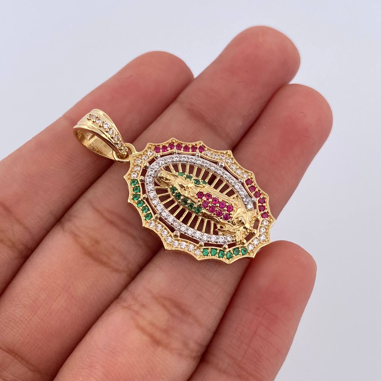 Dije Virgen de Guadalupe 4.25gr / 3.5cm / Oro 18K $