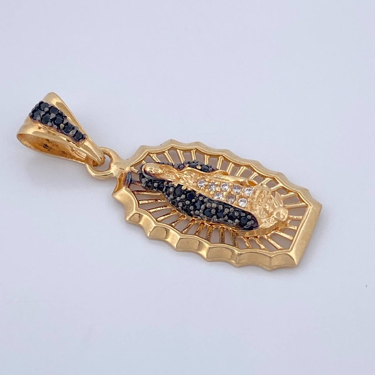 Dije Virgen de Guadalupe 3.05gr / 3.1cm / Oro 18K $