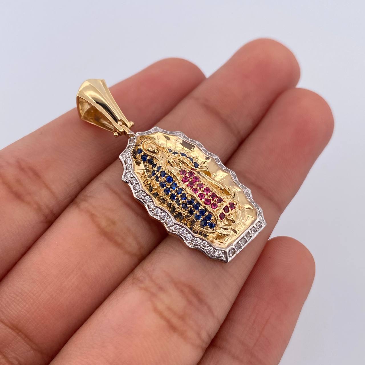 Dije Virgen de Guadalupe 5.4gr / 3.7cm / Oro 18K $