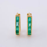 Candongas Curvas Perpendiculares Esmeraldas 56pts 2.9gr / 1.5cm / Oro 18K